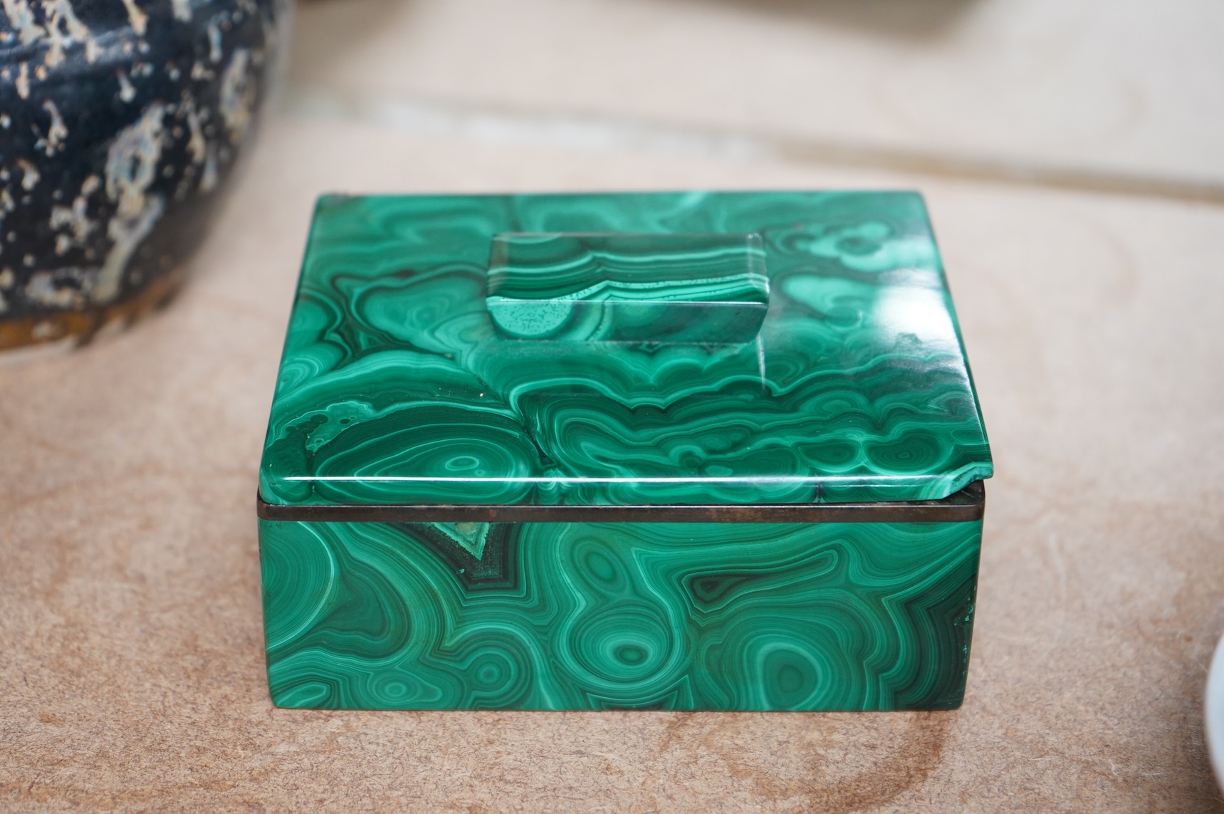An Art Deco malachite box, 12cm wide